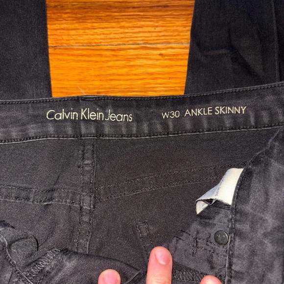 Calvin Klein Jeans Black Ankle Skinny Jeans - W30 - Picture 5 of 8